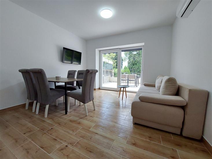 Apartment A1, for 6 persons