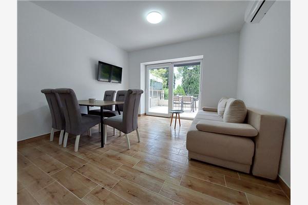 Apartment A1, for 6 persons