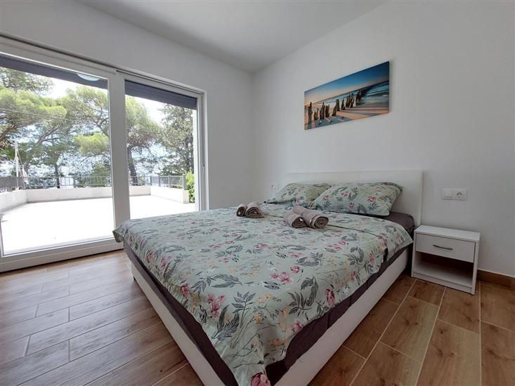 Apartment A1, for 6 persons