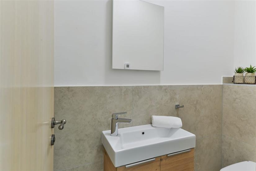 House K1, for 8 persons