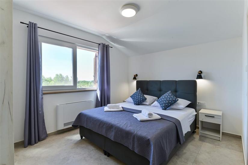 House K1, for 8 persons