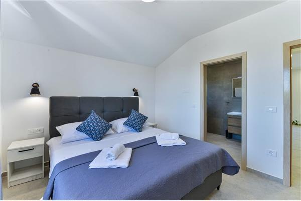 House K1, for 8 persons