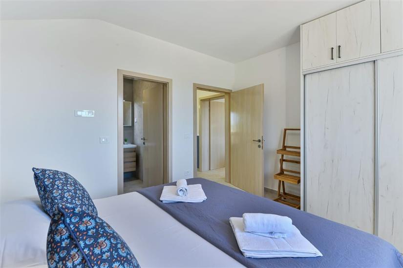 House K1, for 8 persons