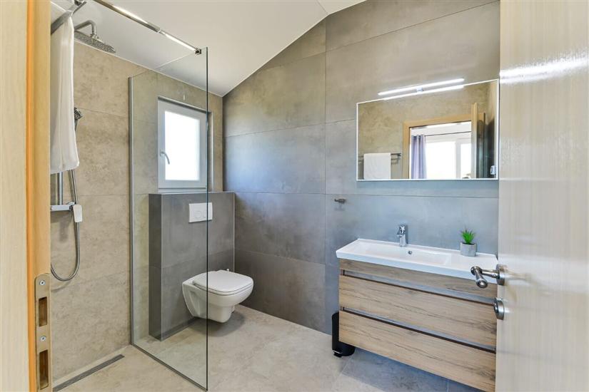 House K1, for 8 persons