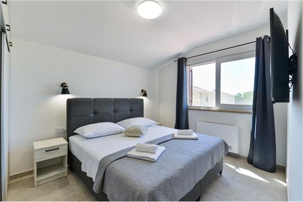 House K1, for 8 persons