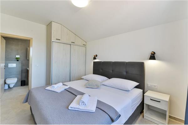 House K1, for 8 persons