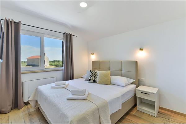 House K1, for 8 persons