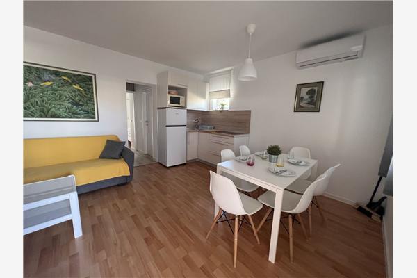 Apartment A2, for 5 persons