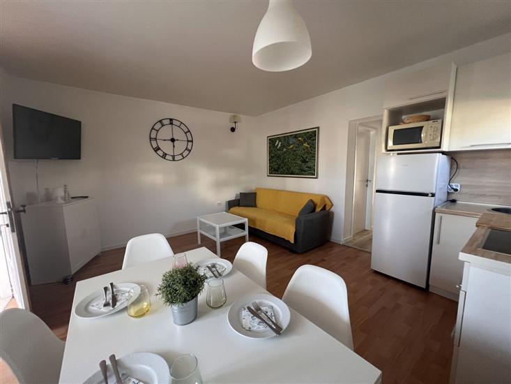 Apartment A2, for 5 persons