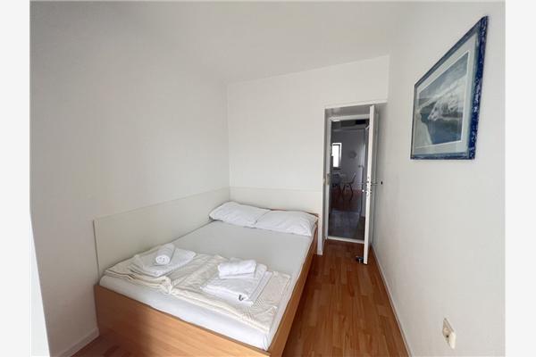 Apartment A2, for 5 persons