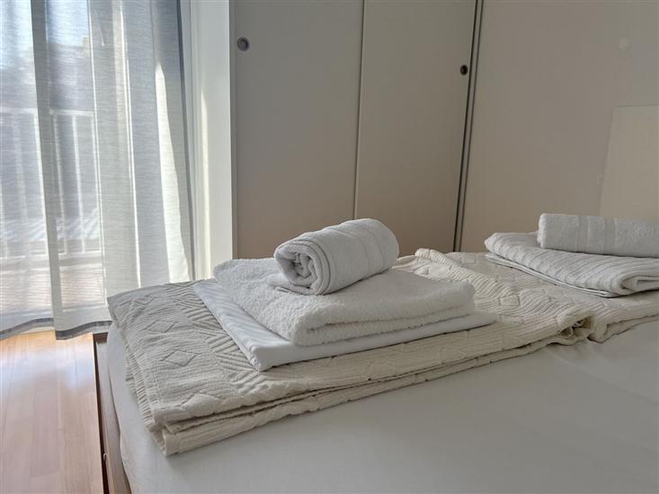 Apartment A2, for 5 persons