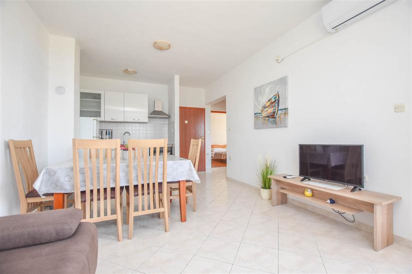 Apartment A3, for 5 persons