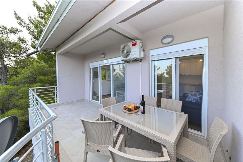 Apartment A6, for 4 persons