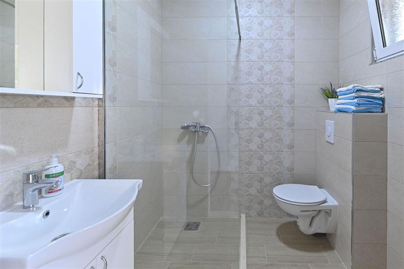 Apartment A5, for 4 persons