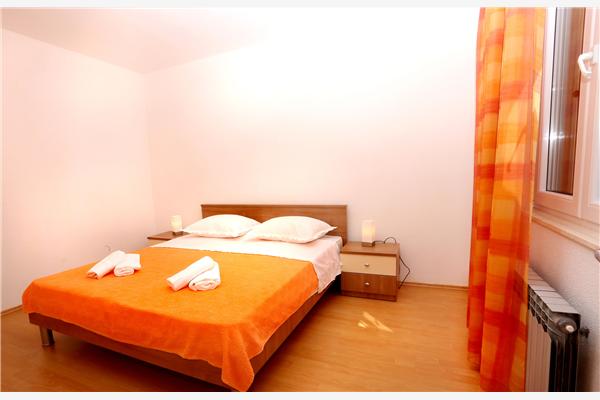 Apartment A2, for 4 persons