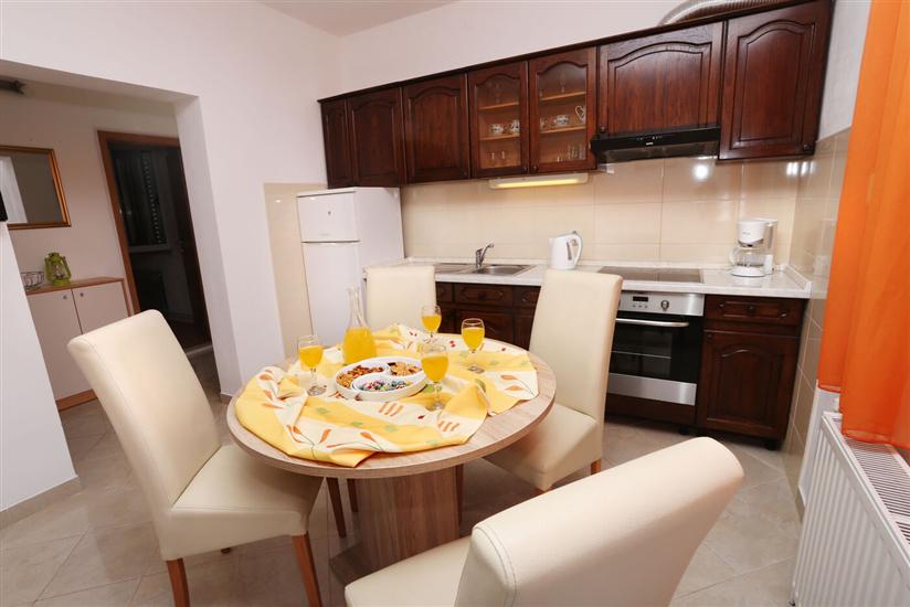 Apartment A2, for 4 persons