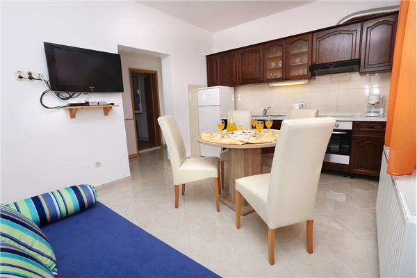 Apartment A2, for 4 persons