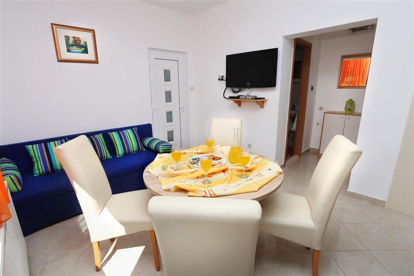 Apartment A2, for 4 persons