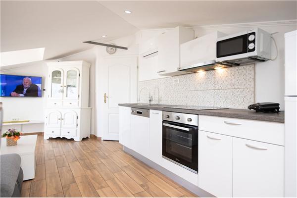 Apartment A2, for 6 persons