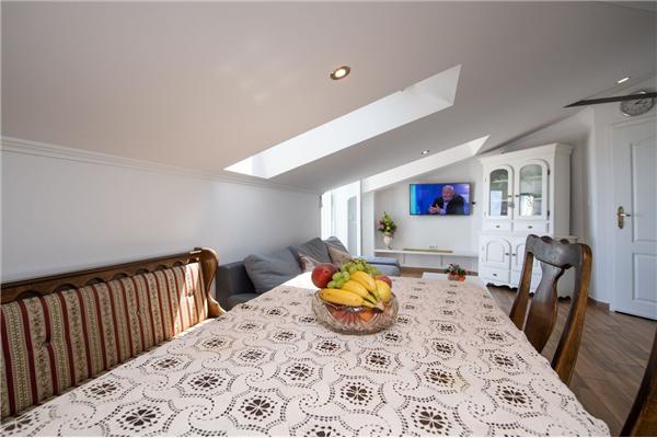 Apartment A2, for 6 persons