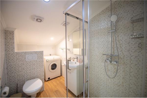 Apartment A2, for 6 persons