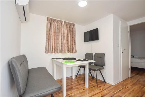 Apartment A4, for 4 persons