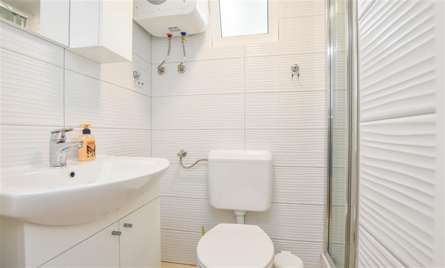 Apartment A4, for 4 persons