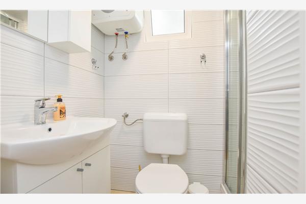 Apartment A4, for 4 persons