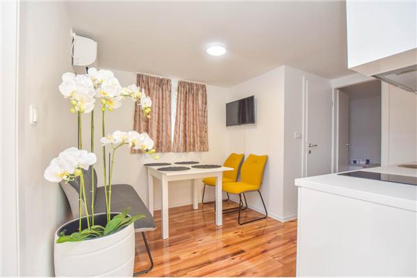 Apartment A2, for 4 persons