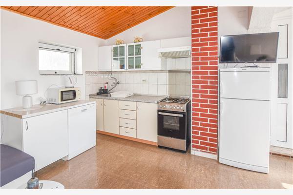 Apartment A1, for 6 persons