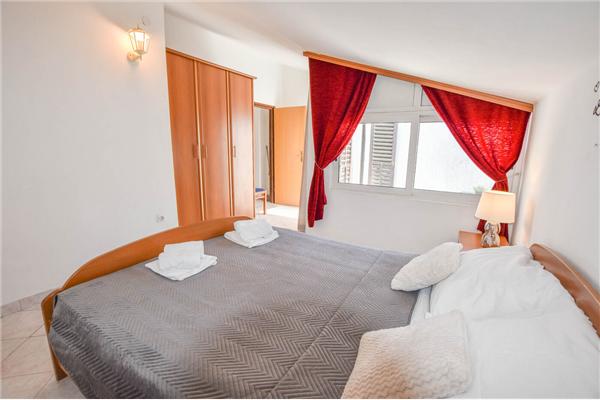 Apartment A1, for 6 persons