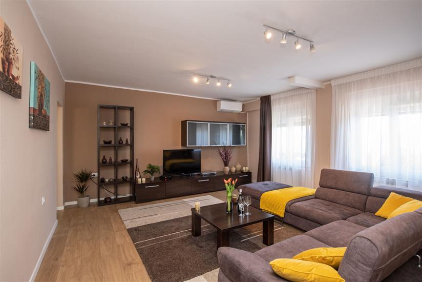 Apartment A1, for 6 persons
