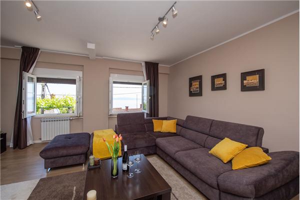 Apartment A1, for 6 persons