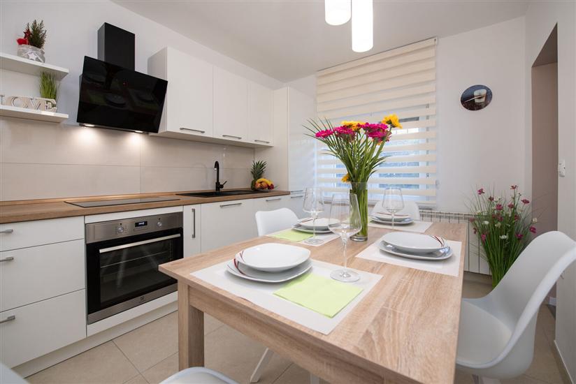 Apartment A1, for 6 persons