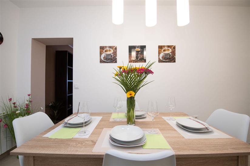 Apartment A1, for 6 persons