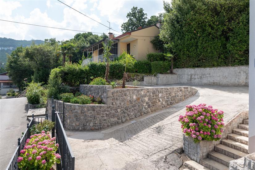 Apartment Carmen Opatija