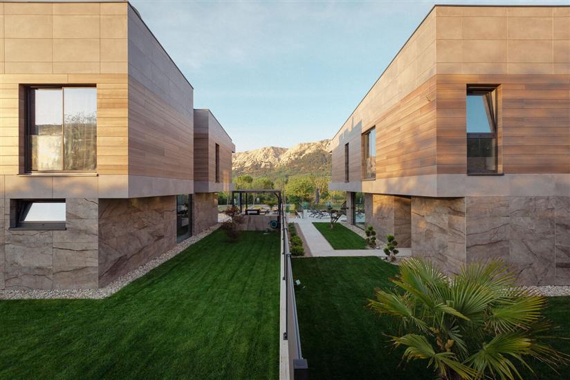 Villa Lorkia