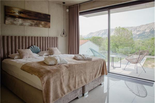House K1, for 8 persons