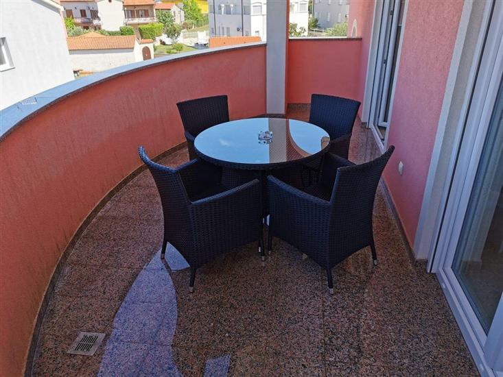 Apartment A5, for 4 persons