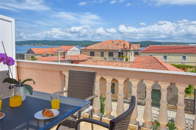 Apartment A1, for 3 persons