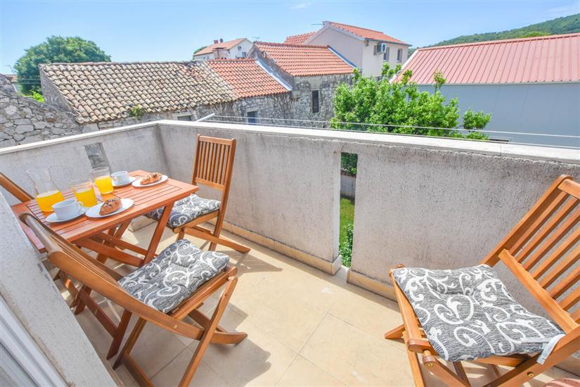 Apartment A3, for 4 persons