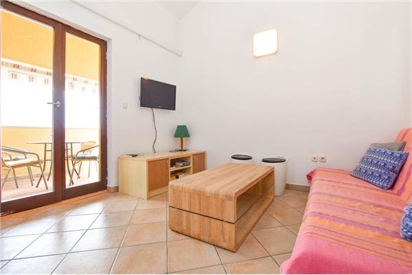 Apartment A2, for 5 persons