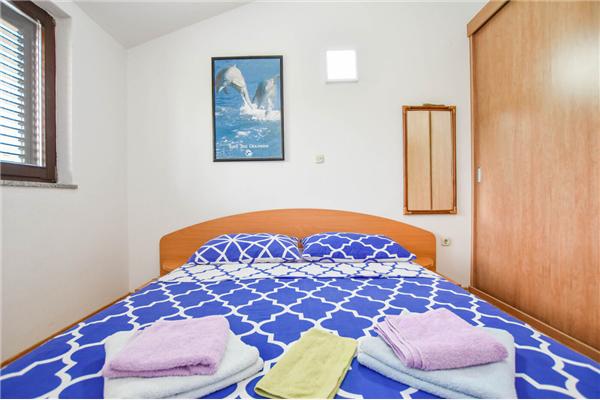 Apartment A2, for 5 persons