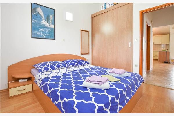 Apartment A2, for 5 persons