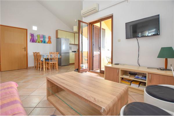 Apartment A2, for 5 persons