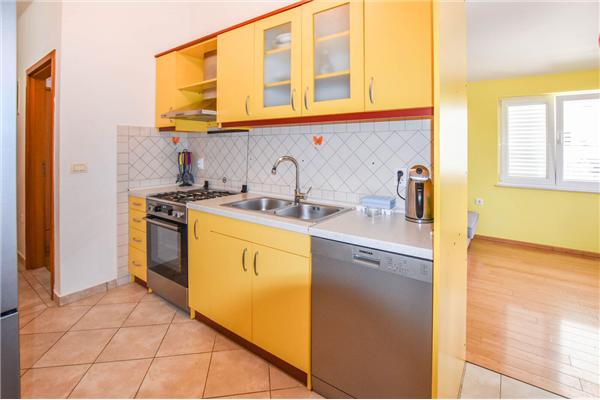 Apartment A1, for 6 persons