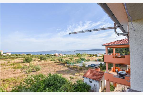 Apartment A1, for 6 persons