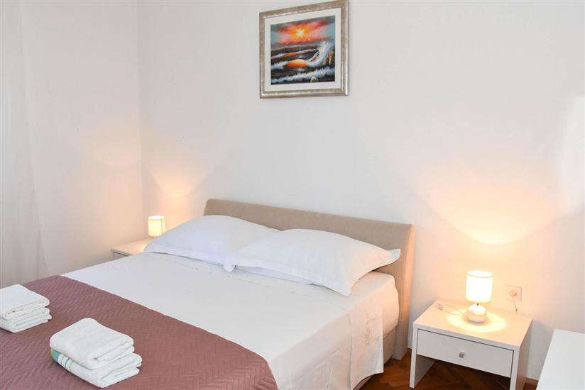 Apartment A1, for 6 persons