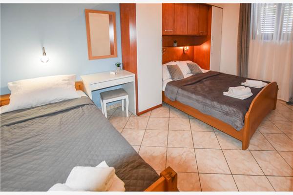 Apartment A2, for 5 persons