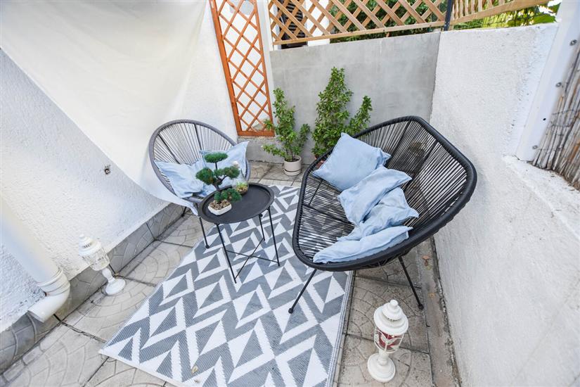 Apartment A2, for 5 persons